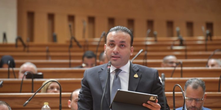 النائب عمرو فهمي: الموازنة العامة للدولة يجب أن توجه لمشروعات يشعر بها المواطن على أرض الواقع