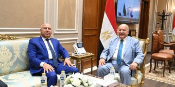 وكيل مجلس النواب يبحث مع وزير النقل مستقبل النقل الذكي وتسعير تذكرة القطار السريع