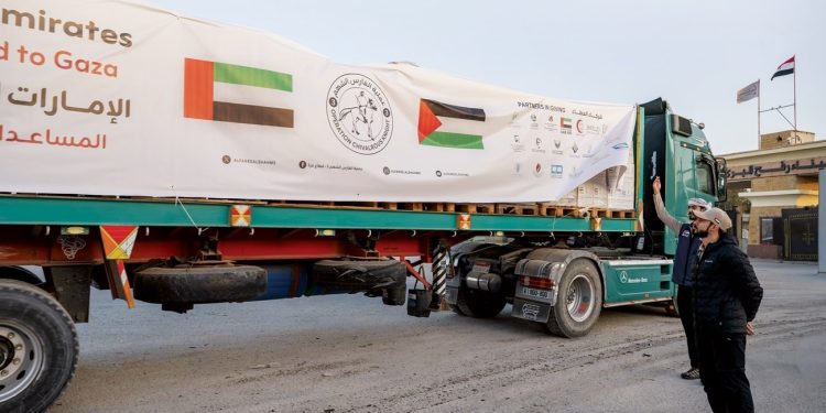 بالإنترنت والطاقة البديلة.. تحرك ميداني لـ “الفارس الشهم 3” لإنقاذ الموسم الدراسي بغزة