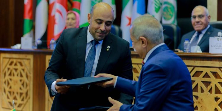 “ميجا تراست” توقع بروتوكول تعاون مع الأكاديمية العربية لتأهيل الطلاب لسوق العمل عبر منصة Taskedin