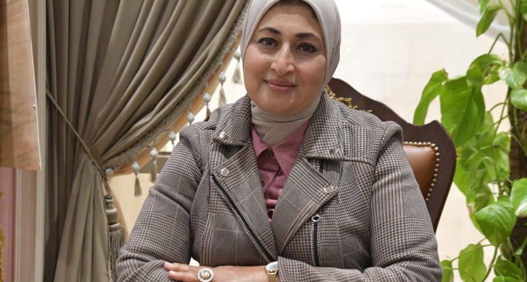 النائبة ثريا البدوي تحذر من “فوضى التريند”.. وتدعو لإنهاء سياسة اللهاث خلف فيديوهات مواقع التواصل