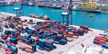 شبكة الشراكات الشاملة.. الإمارات تعزز موقعها كمركز عالمي للتجارة والاستثمار