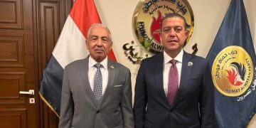 النائب سمير الخولي: أمانة الشؤون الصحية بحزب حماة الوطن تضع خطة عمل مركزية لتعزيز الأداء بالمحافظات