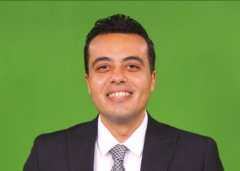 لإدعائها العمل بالصحافة.. محمد السيد الشاذلي: مذكرة عاجلة إلى نقيب الصحفيين ومجلس النقابة للتحرك الفوري ضد فتاة الأوبر 