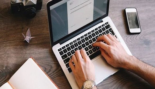 خبيرة اقتصاد مجتمعي: العمل عن بُعد يعزز الإنتاجية ويوفر الوقت والمال