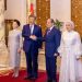 الرئيس السيسي وقرينته يصطحبان الرئيس الصيني وقرينته في جولة داخل المتحف المصري الكبير