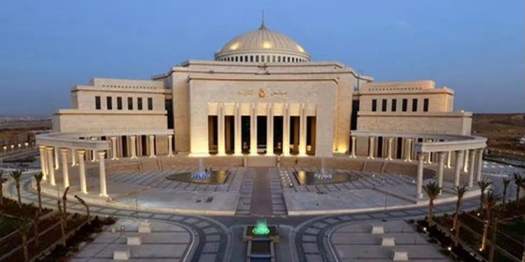 عبد العليم داود: قانون إرجاء قانون الإجراءات الجنائية «قانون نص الليل»