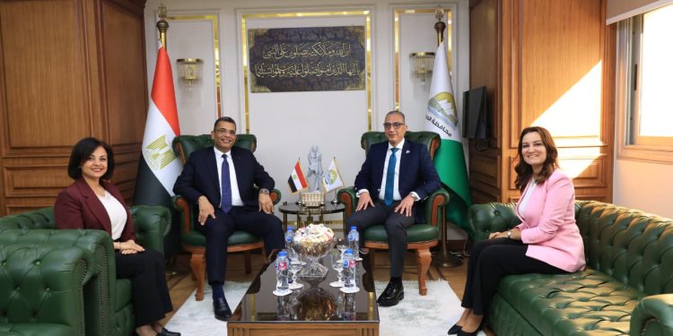 محافظا الجيزة والبحر الأحمر يشهدان توقيع بروتوكول توأمة لتعزيز التعاون في مجال «مدن التعلم»
