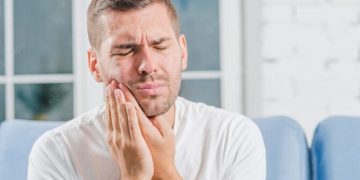 ألم الأسنان.. طرق فعالة لتخفيف الوجع في المنزل ومتى تذهب للطبيب؟