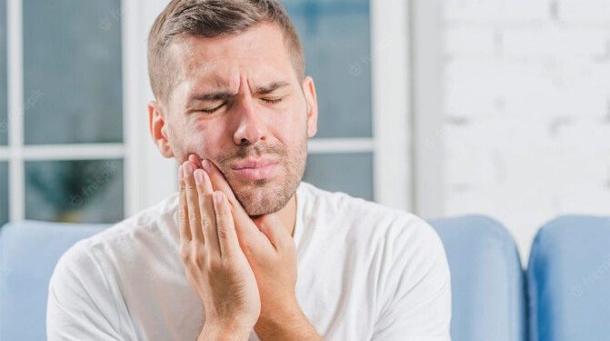 ألم الأسنان.. طرق فعالة لتخفيف الوجع في المنزل ومتى تذهب للطبيب؟
