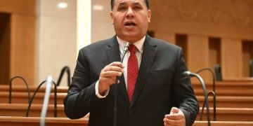 النائب عماد الغنيمي: كلمة الرئيس السيسي بالأكاديمية العسكرية تؤكد أن بناء مؤسسات الدولة يبدأ من تأهيل الإنسان