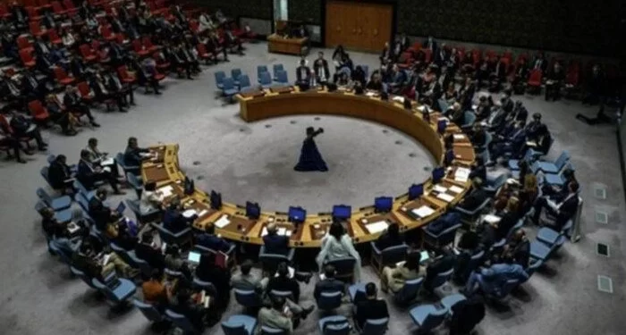 فيتو روسي صيني يعرقل تمديد ولاية خبراء عقوبات إيران بمجلس الأمن