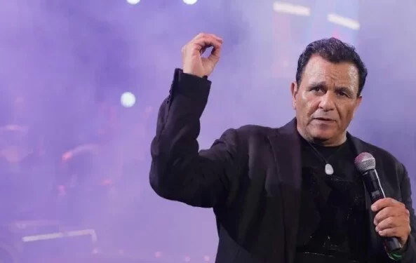 تذاكر تصل إلى 130 جنيهًا إسترلينيًا.. محمد فؤاد يحيي حفلًا غنائيًا في لندن الليلة