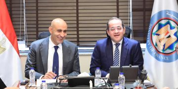 في يوم المعلم.. وزيرا المالية والتعليم يعلنان زيادة في مرتبات المعلمين العام الدراسي المقبل