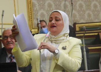 النائبة سناء السعيد تتقدم بطلب إحاطة بشأن حوكمة المصروفات المدرسية وتخفيف الأعباء المالية عن أولياء الأمور