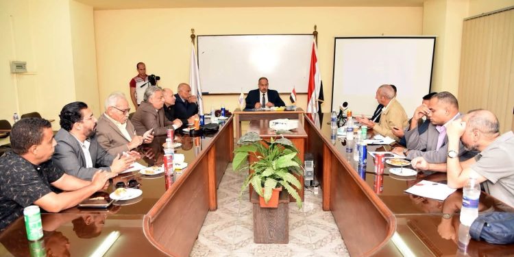 ورشتا عمل بمجلة أكتوبر تناقشان دروس حرب أكتوبر وتحديات الأمن القومي المصري