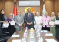محافظ الجيزة يكرم فريق تمريض مستشفى الحوامدية العام لأمانتهن في الحفاظ على مبلغ مالي ومتعلقات مريض فاقد الوعي