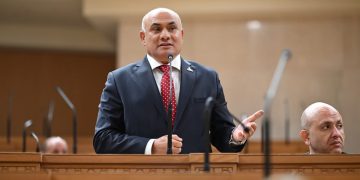 برلماني: القمة الروسية الأفريقية فرصة لتعزيز الشراكات الاقتصادية وجذب الاستثمارات ودعم الأمن الغذائي والتنمية المستدامة