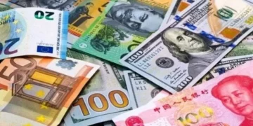 أسعار العملات العربية والأجنبية اليوم الخميس 22 أكتوبر 2026: الدولار عند 54.47 جنيه للبيع واليورو 61.19 جنيه