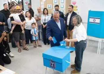 نتنياهو في مواجهة آيزنكوت وبينيت: كل ما تريد معرفته عن انتخابات الكنيست ومن يشكّل الحكومة؟