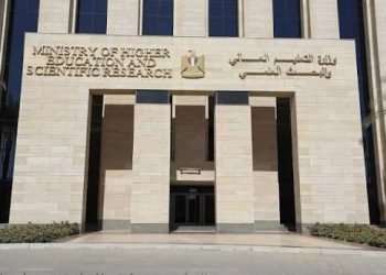موعد امتحانات الميد تيرم 2026/2027 في الجامعات: الجداول تتوالى والاختبارات خلال الأسابيع الثلاثة الأولى من نوفمبر