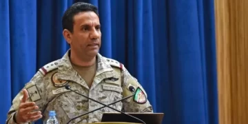 100 طائرة مقاتلة و324 هدفًا عالي القيمة.. انطلاق عملية “فجر اليمن” وإعلان “معركة التحرير”