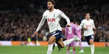 عمر مرموش يتطلع لمواصلة التألق مع توتنهام أمام تشيلسي في ديربي لندن.. الموعد والقناة الناقلة