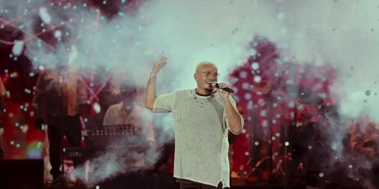 رقص شيرين رضا يخطف الأنظار في حفل عمرو دياب بمهرجان الجونة مع أحمد داود ويسرا وعلا رشدي