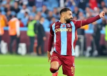 إنجاز جديد.. محمد صلاح يتوج بجائزة أفضل لاعب في الدوري التركي لشهر سبتمبر مع طرابزون سبور
